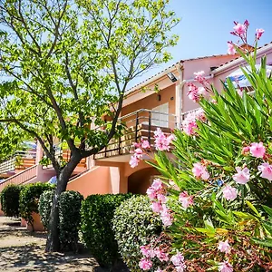 la-grande-bastide-le-lavandou.fr-provencehotel.com/